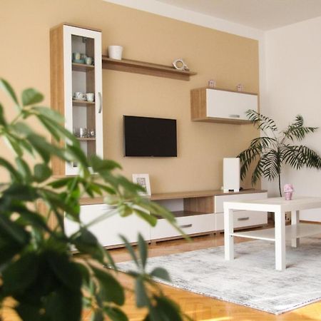 Apartments Marina Свети свети Филип и Яков Екстериор снимка