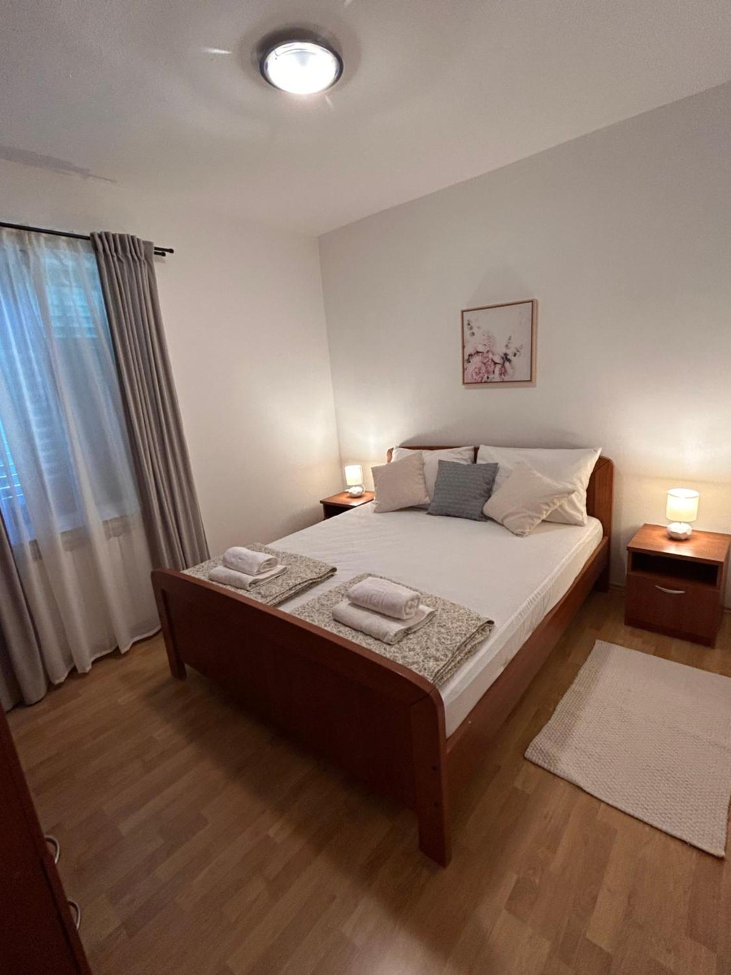 Apartments Marina Свети свети Филип и Яков Екстериор снимка