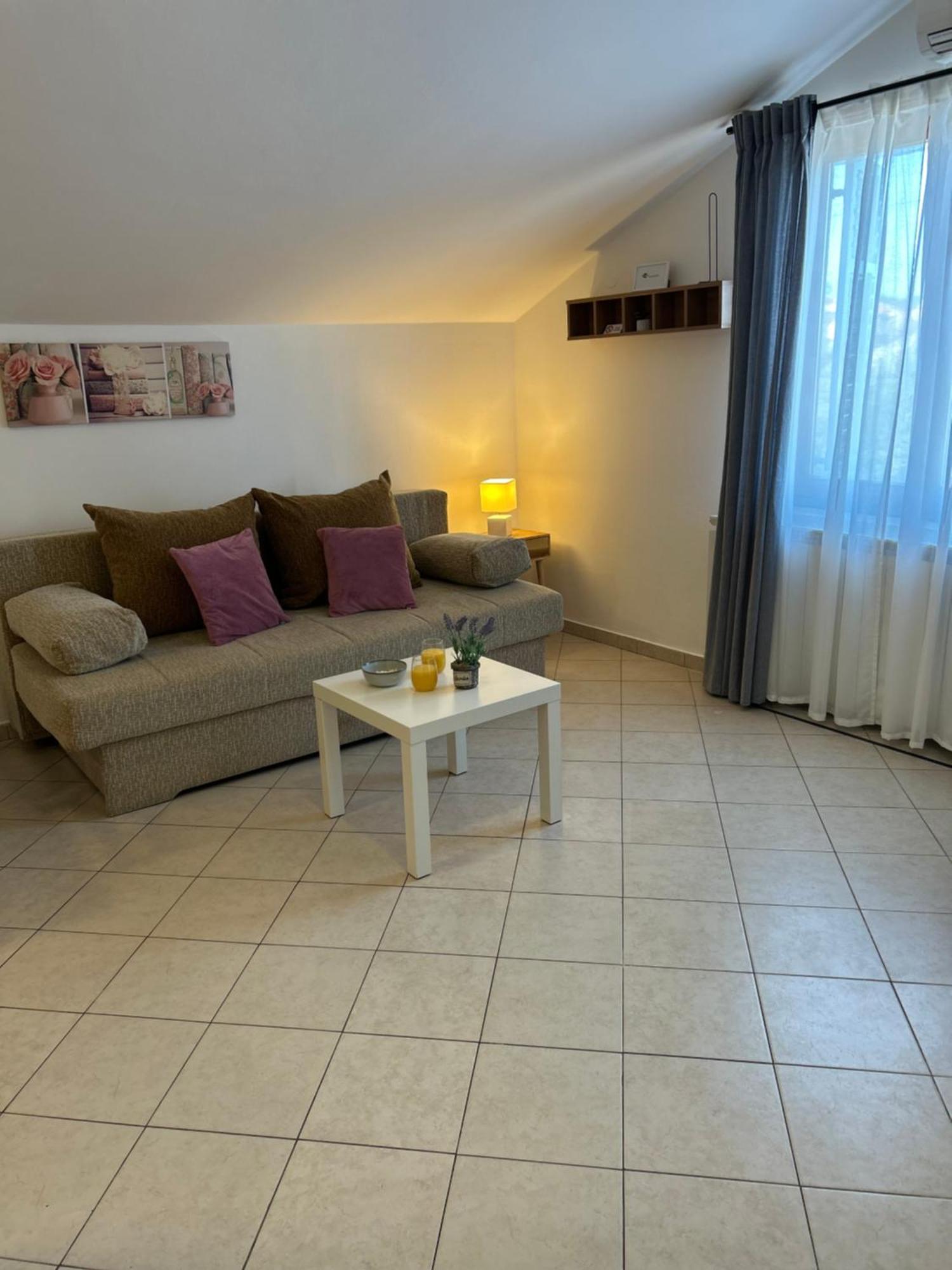 Apartments Marina Свети свети Филип и Яков Екстериор снимка